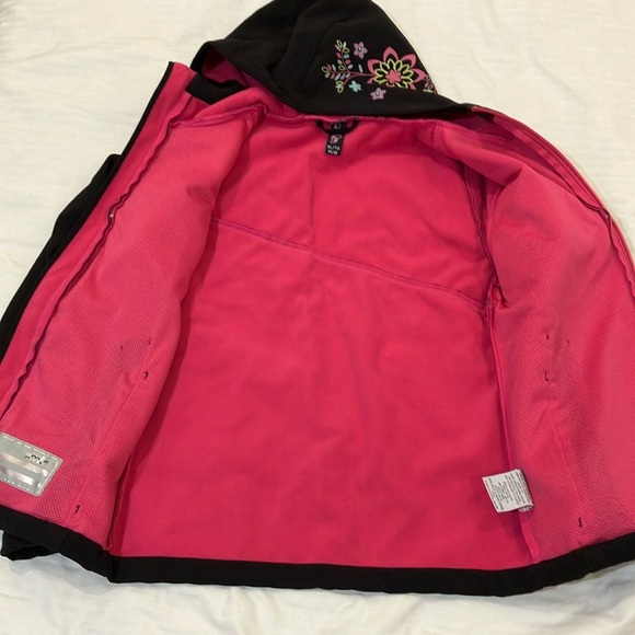 Girls 14-16 (xl) XMTN shell Jacket with Pink Floral Details - Picture 5 of 12